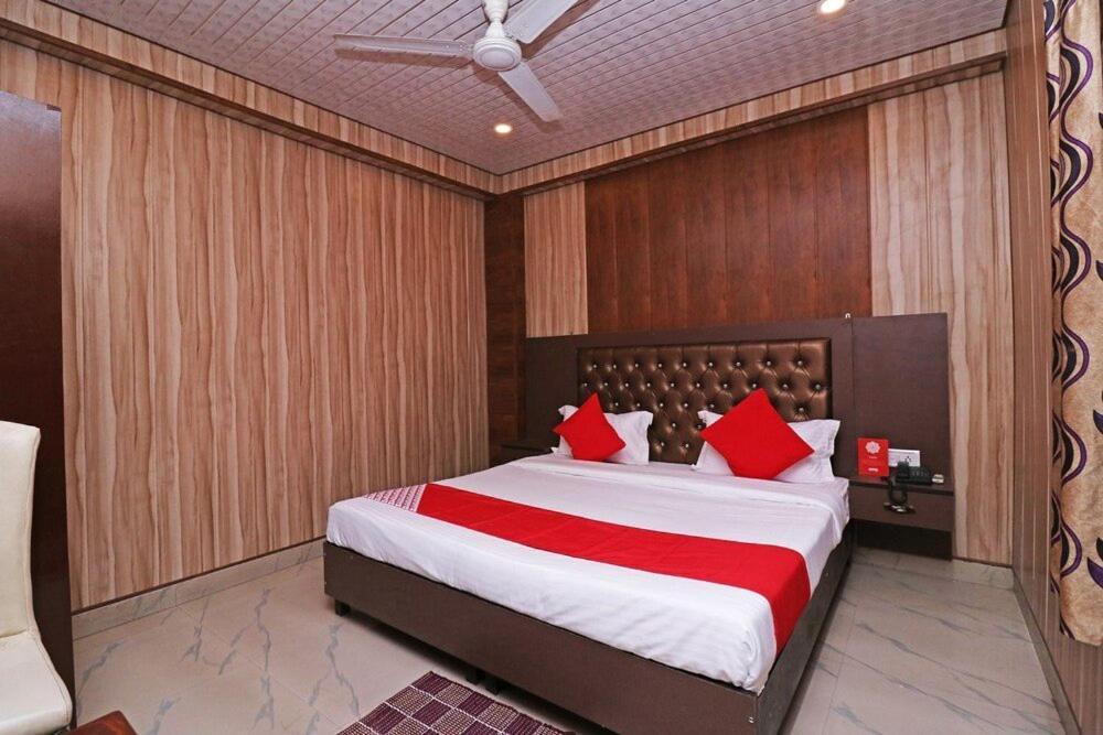 Airport Hotel Runway New Delhi Extérieur photo