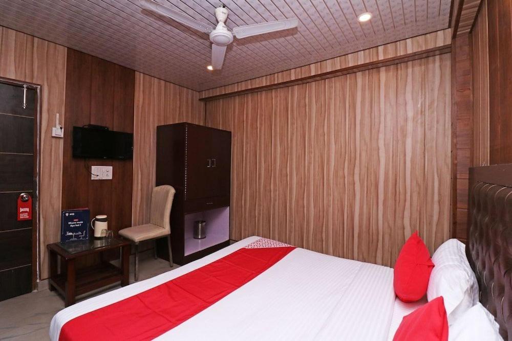 Airport Hotel Runway New Delhi Extérieur photo