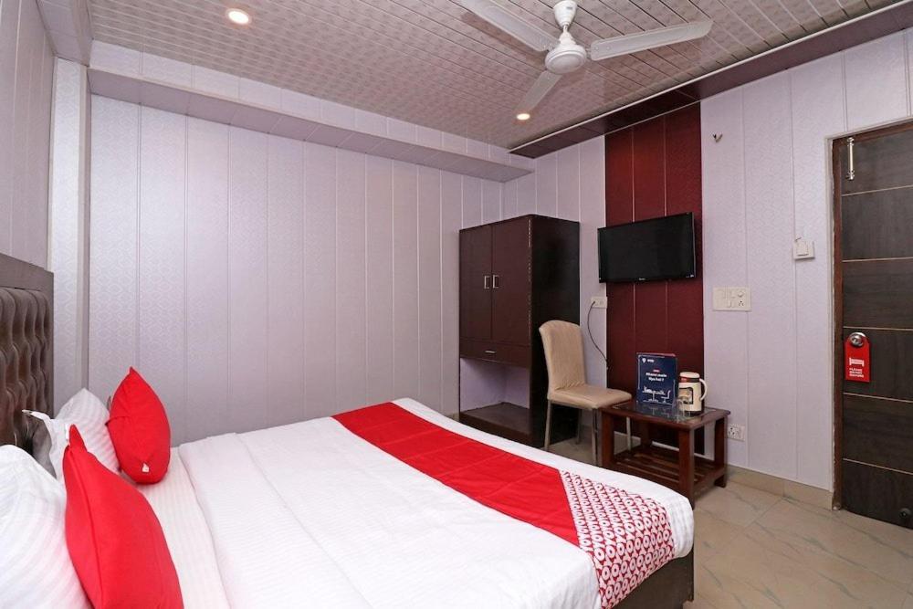 Airport Hotel Runway New Delhi Extérieur photo