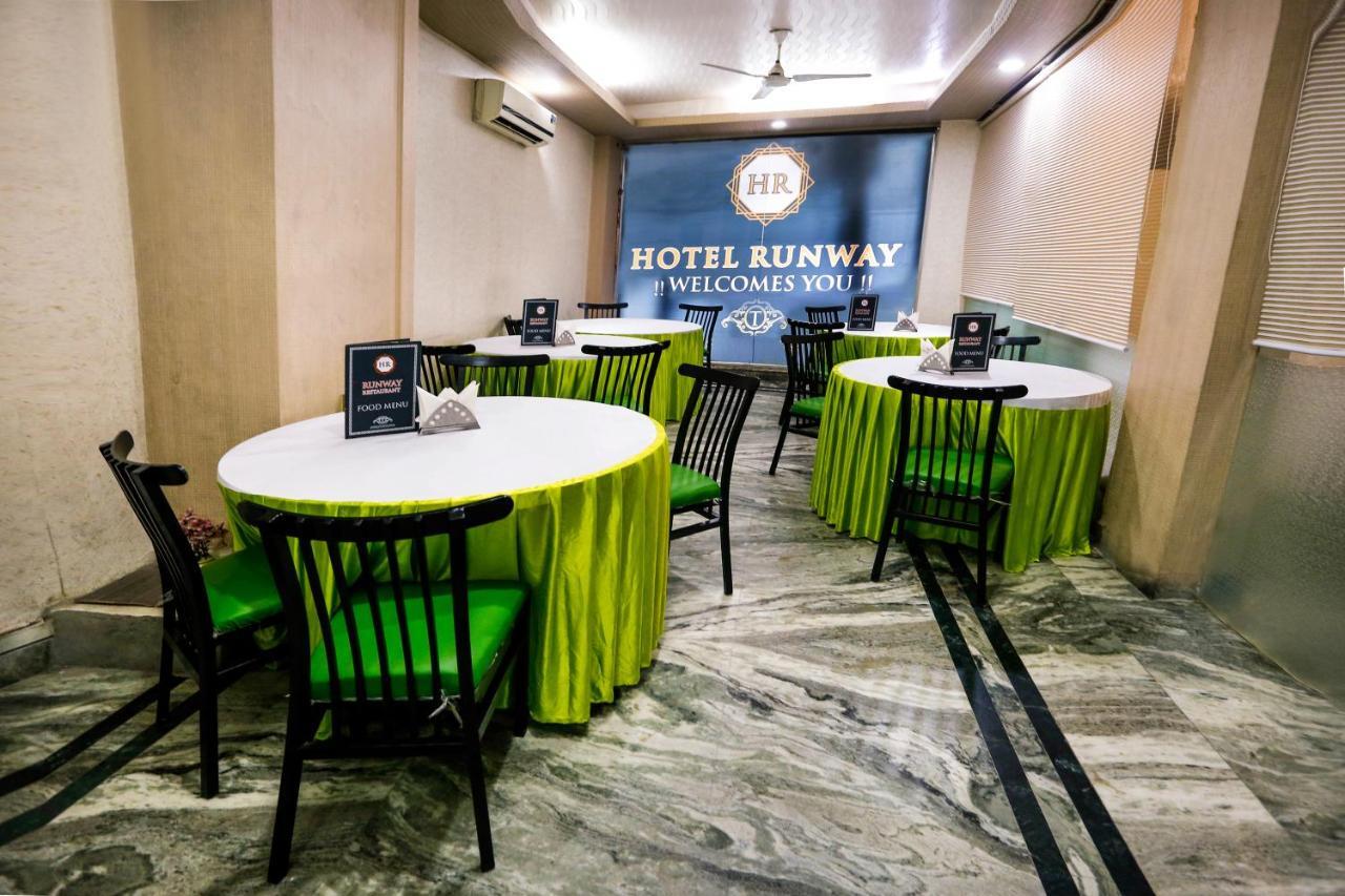 Airport Hotel Runway New Delhi Extérieur photo